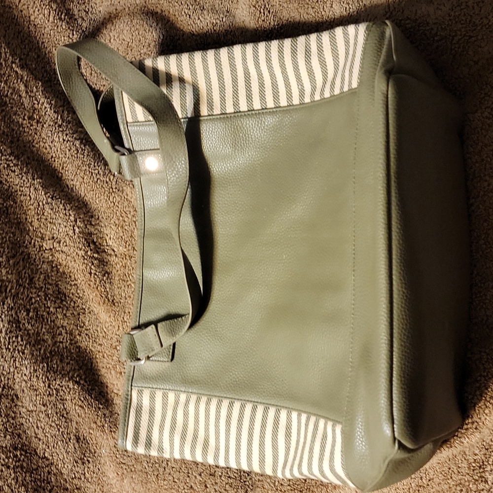 Colorblock tote Thirty-one